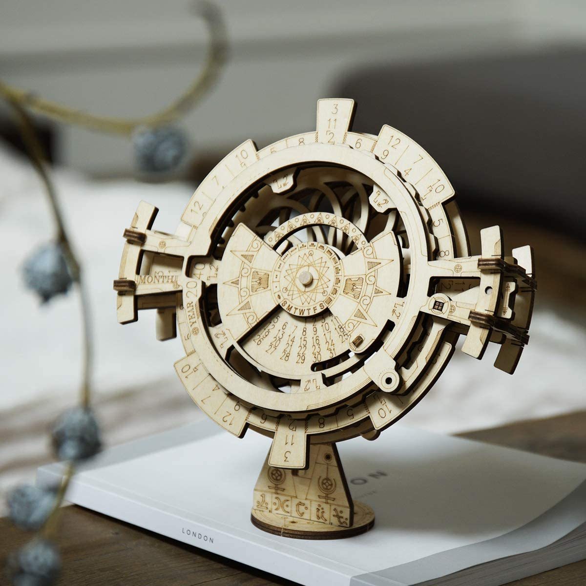 Ewiger Kalender – 3D-Holzpuzzle zum Selberbauen