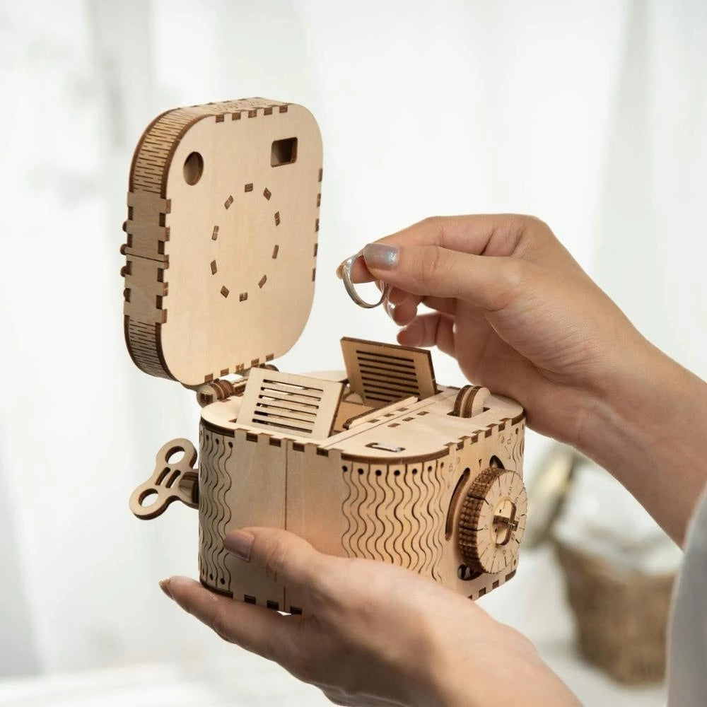 Geheimnisvolle Schatztruhe – 3D-Holzpuzzle zum Öffnen
