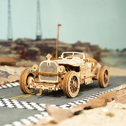 Grand Prix Rennwagen – Holzbausatz Fahrzeug als Deko und zum Spielen