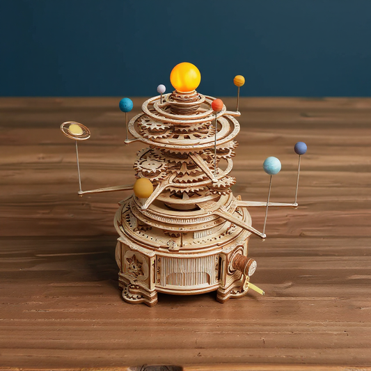 Das große Planetarium – Mechanisches 3D-Sonnensystem aus Holz