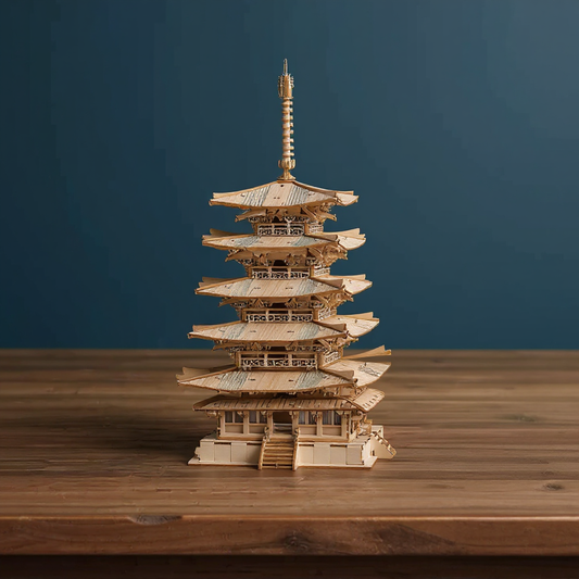 Fernöstlicher Tempelturm – Architektur Holzbausatz als Deko